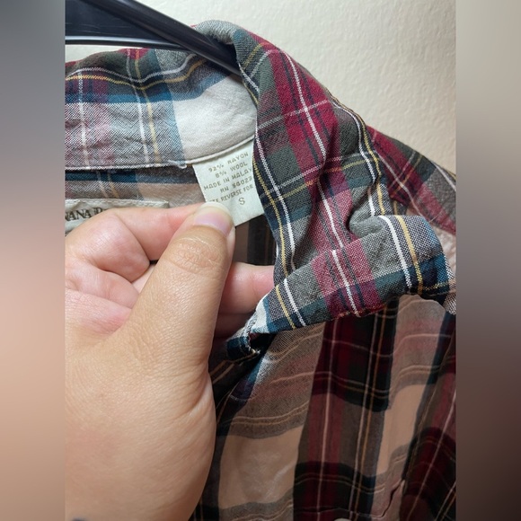 ✨ Women’s Banana Republic Crop Flannel Size S #B1 - Picture 4 of 6